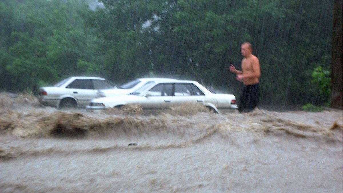 Masivní záplavy odřízly ruský Dálný východ. Úřady podle místních situaci bagatelizují